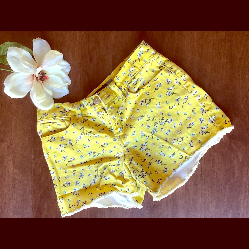 Girls yellow floral shorts